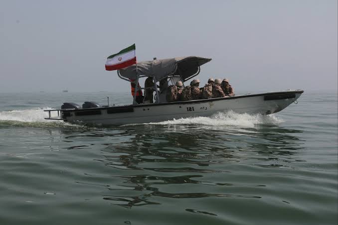 Acord SUA-Iran: Trump anunță încetarea operațiunilor militare și deschiderea Strâmtorii Ormuz