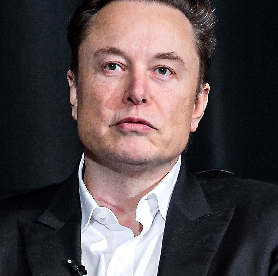 SpaceX își lansează IPO-ul la 1,77 trilioane de dolari — cea mai mare listare din istorie