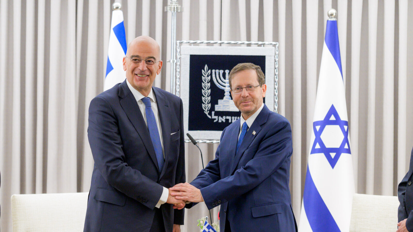 Isaac Herzog, primit la Cotroceni: vizita președintelui Israelului în România, marcată de comemorarea Pogromului de la Iași