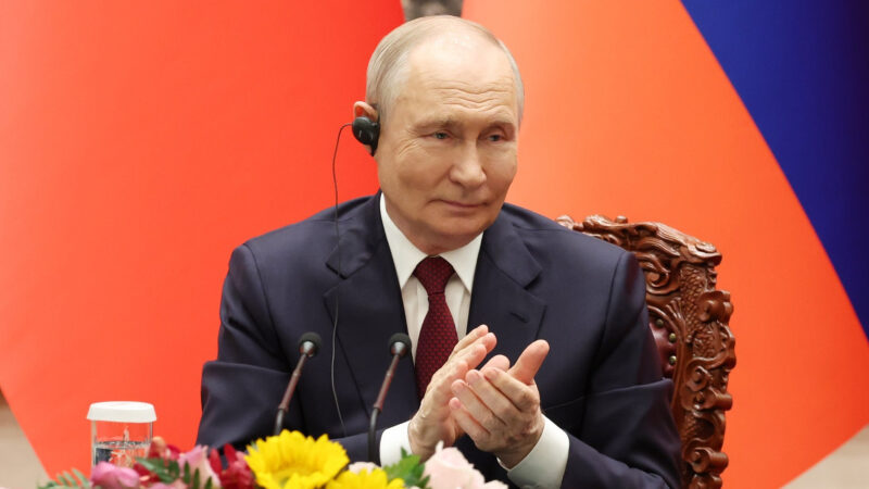 Vladimir Putin, la o conferință de presă la Beijing