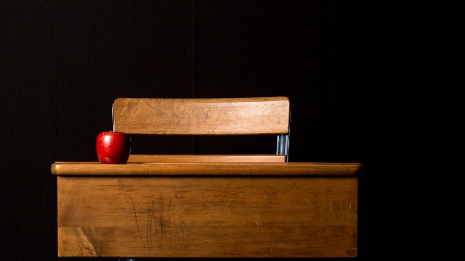 Peste jumătate dintre elevii români de 15 ani nu ating nivelul minim la matematică