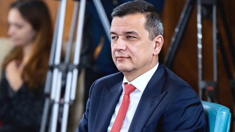 Sorin Grindeanu, președintele PSD, într-o sală instituțională