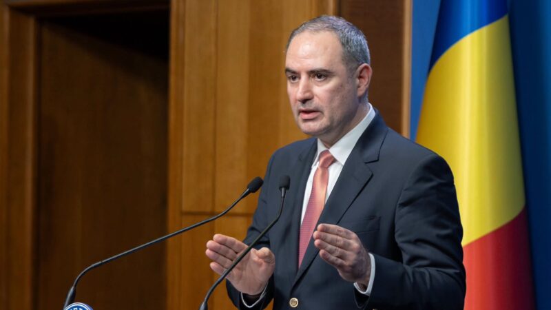 Ministrul interimar al Finanțelor, Alexandru Nazare, la pupitrul Guvernului