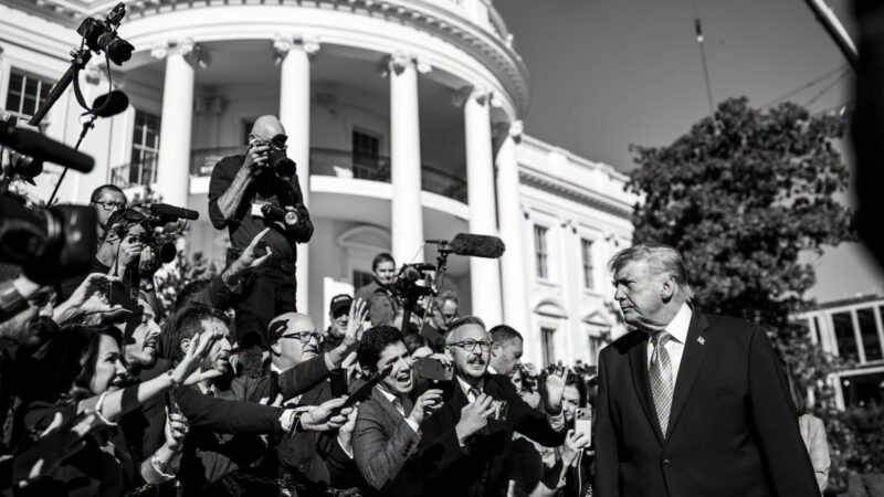 Donald Trump răspunde întrebărilor jurnaliștilor la Casa Albă