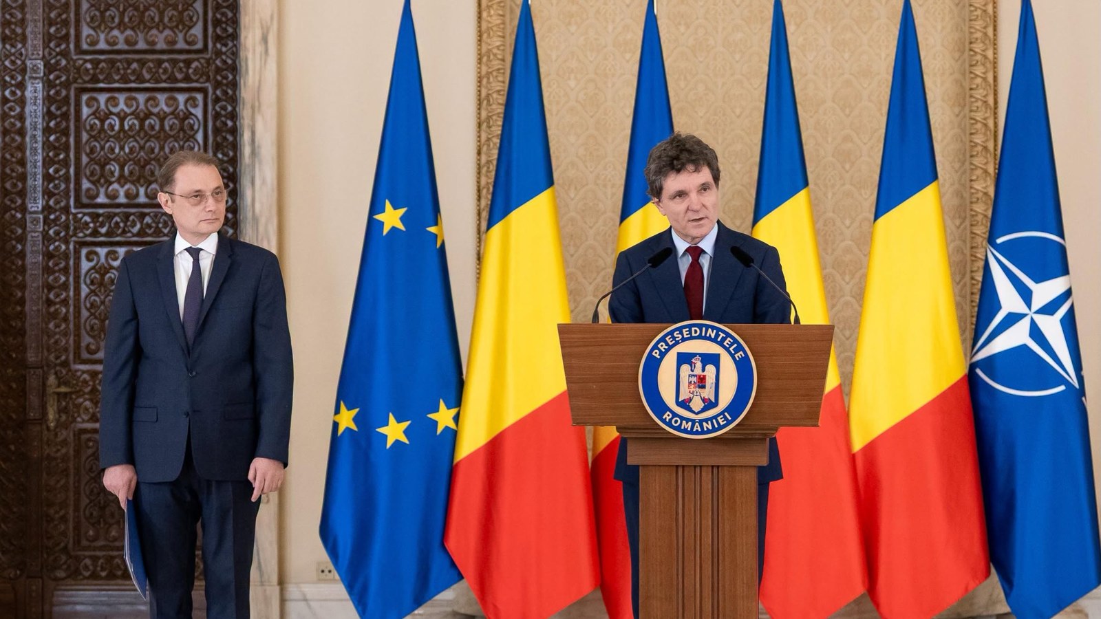 Nicușor Dan l-a desemnat premier pe diplomatul Luca Niculescu