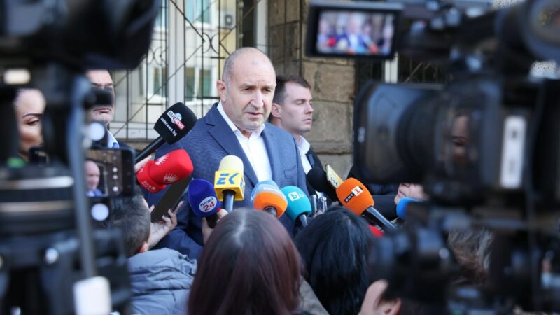 Rumen Radev, premierul Bulgariei, face declarații de presă la Sofia