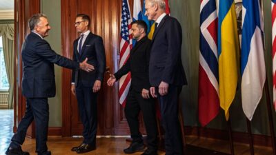 Alexander Stubb, Volodimir Zelenski și Jonas Gahr Støre la întâlnirea de la Oslo