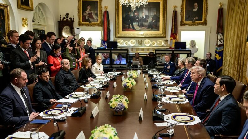 Donald Trump și Volodimir Zelenski la Casa Albă